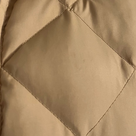 J. Crew • Excursion Quilted Tan Women's Vest - Picture 3 of 5
